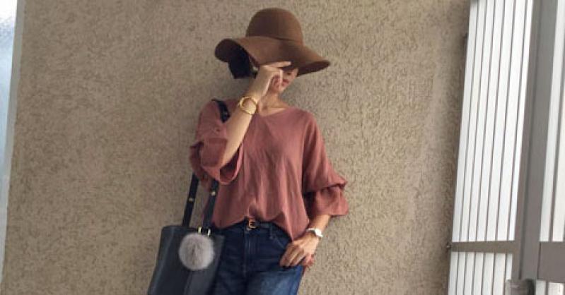 肩見せの次は…背中見せトップスに興味津々です♪