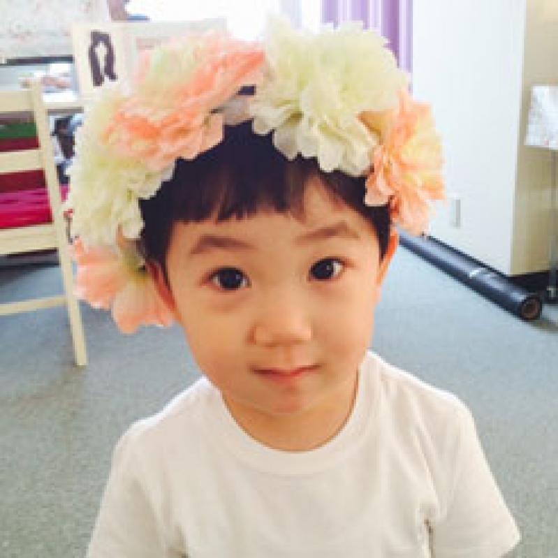 言葉がなかなか出てこない赤ちゃん。2歳をすぎると急激におしゃべりになることも