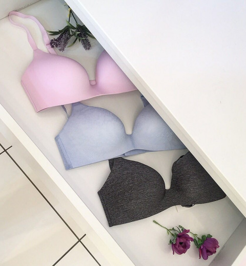 ユニクロのワイヤレスブラが快適で美胸になるって大人気!全商品紹介します