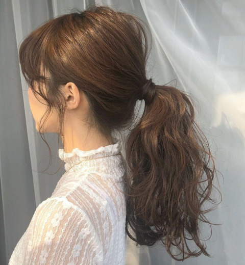ポニーテール×触覚ヘアで全方位モテ♡正しい触角の長さ&巻き方とアレンジ