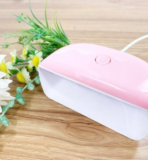 ジェルネイルライトは100均で買える!ダイソーなどのおすすめ商品、口コミ紹介