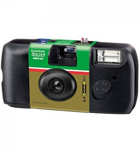 「写ルンです」はコンビニで買える!売ってる場所や値段、基本&エモくなる使い方を解説