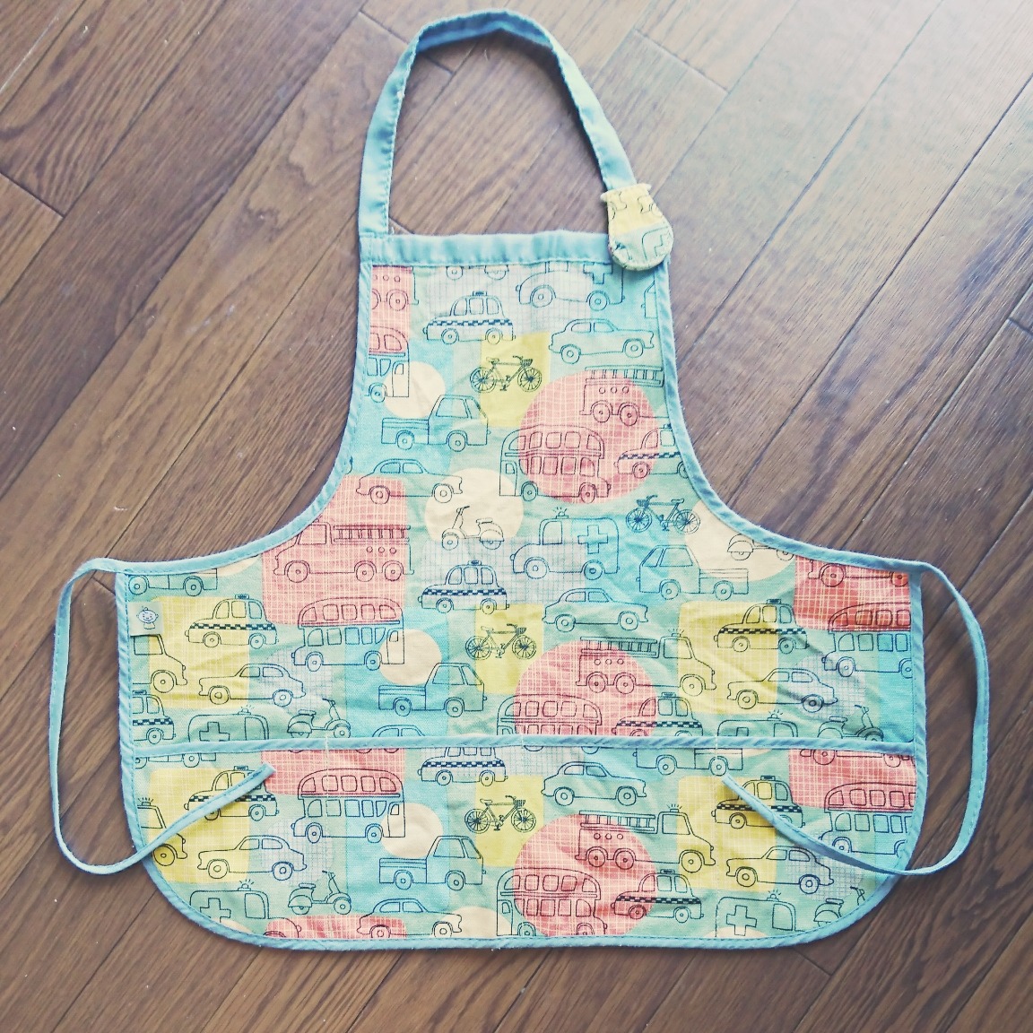 子ども用エプロンを手作りして 料理やお手伝いのモチベーションup Mamagirl ママガール