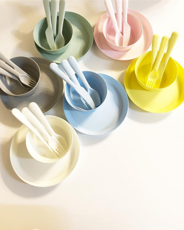 Ikeaの食器が安くておしゃれ 食器棚やキッチン収納アイテムもご紹介 Mamagirl ママガール Ikeaの食器が安くておしゃれ 食器棚やキッチン収納アイテムもご紹介 Mamagirl ママガール