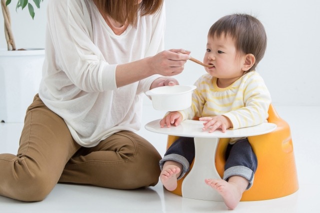 赤ちゃんの離乳食にヨーグルトはいつからok 簡単レシピもご紹介 Mamagirl ママガール