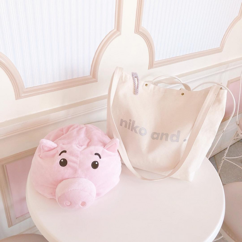 ニコアンドのショルダーバッグでナチュラルおしゃれな今っぽコーデに Mamagirl ママガール