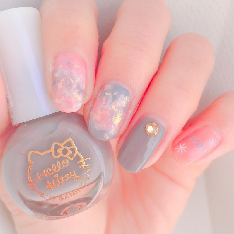 ダイソーのサンリオネイルが優秀すぎ 21年 人気カラーはどれ Mamagirl ママガール