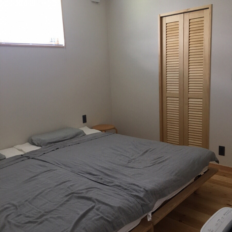 寝室のレイアウト実例5選 6 12畳の広さ別にご紹介 あるといいものも Mamagirl ママガール