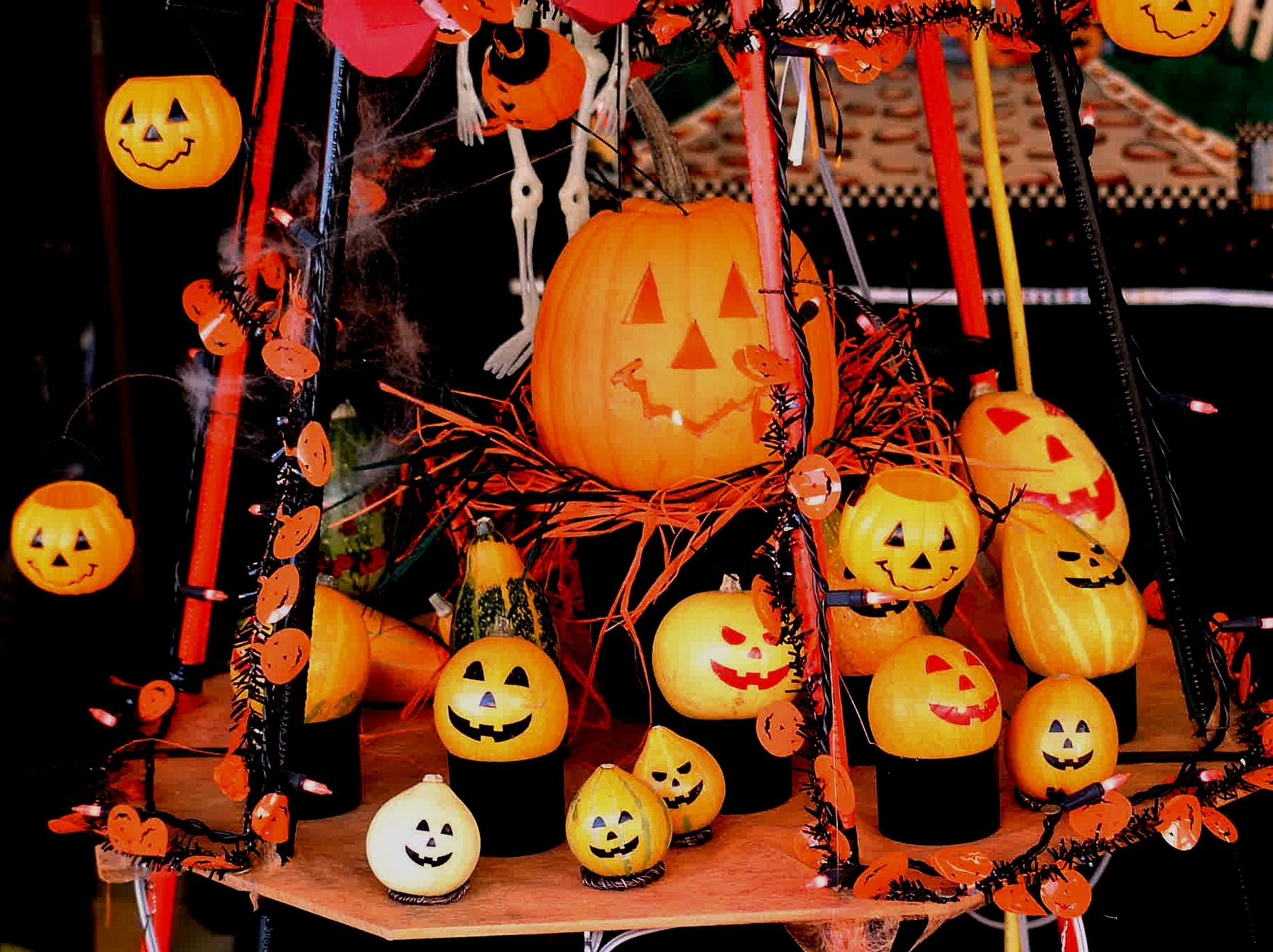 ハロウィーンの由来って知ってる 子どもにも教えたい季節の豆知識 Mamagirl ママガール