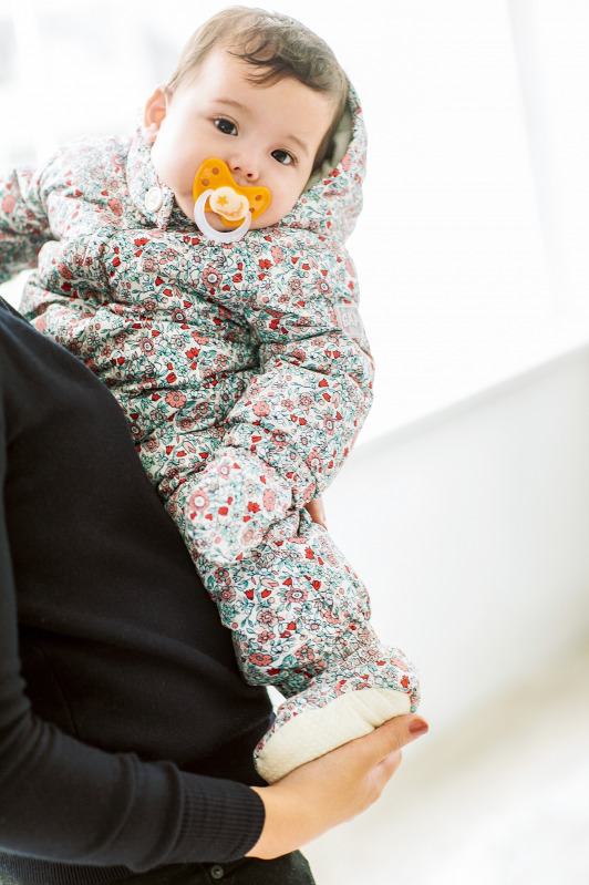 カバーオールは冬こそおすすめ ベビーもあったか 人気のブランドもご紹介 Mamagirl ママガール