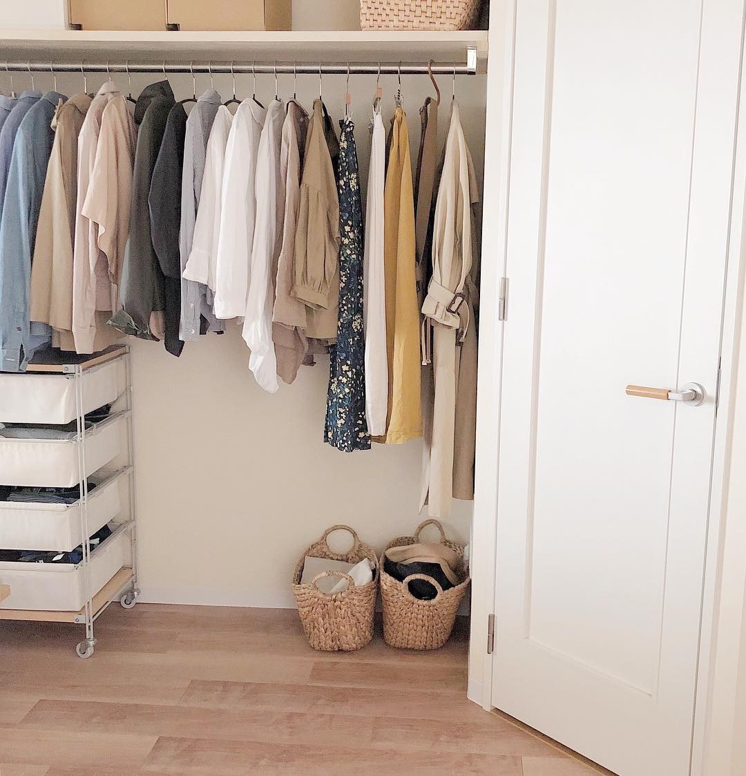 洋服収納のスッキリ見せテク 子ども ママ パパそれぞれチェック Mamagirl ママガール