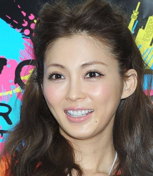 押切もえさんが涌井選手との写真を公開 Youtubeチャンネル開設 Mamagirl ママガール