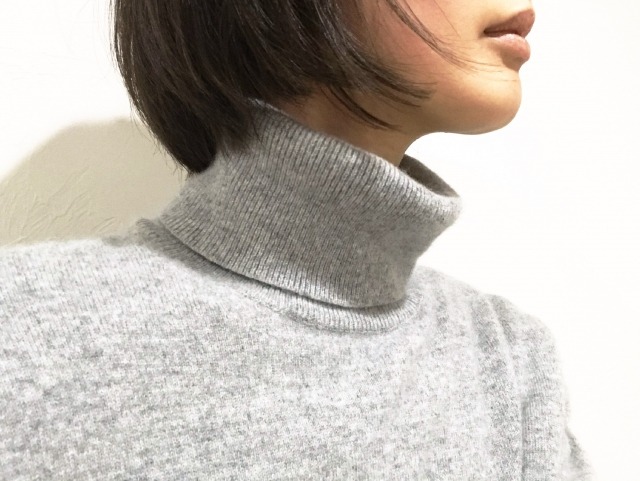 タートルネック ネックレスの正解は おしゃれな合わせ方やコーデ例ご紹介 Mamagirl ママガール