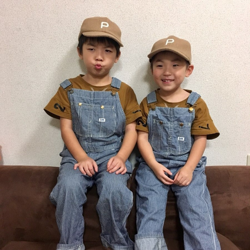 オーバーオールのキッズスタイル特集 いま着せないと後悔するかわいさ Mamagirl ママガール