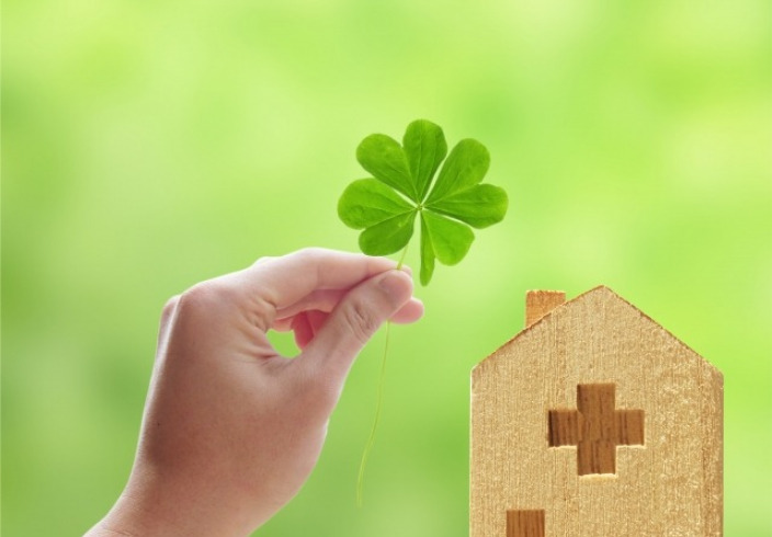 枕の向きで運勢が変わる 運気アップの秘訣を教えます Mamagirl ママガール