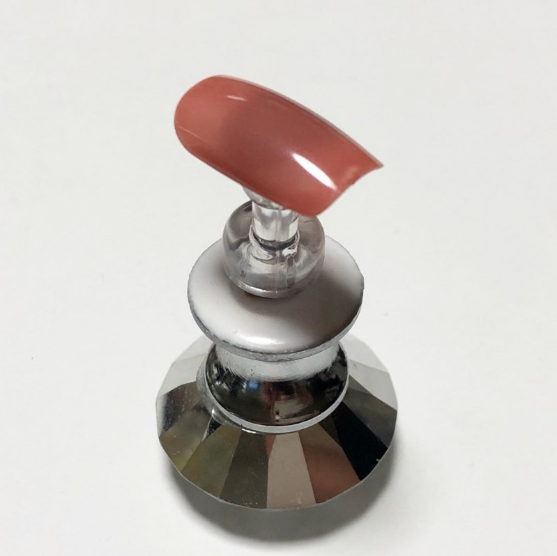 ネイルチップスタンドが重宝する 100均材料での作り方や代用品も紹介 Mamagirl ママガール ネイルチップスタンドが重宝する 100均材料での作り方や代用品も紹介 Mamagirl ママガール