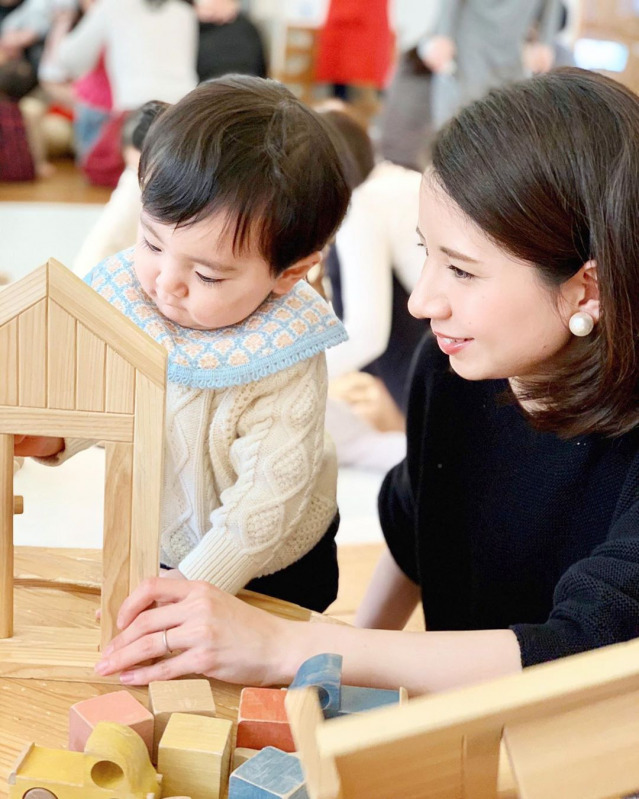 メンズ受けもばっちり 大人の清楚系コーデ 年代別におしゃれなのご紹介 Mamagirl ママガール