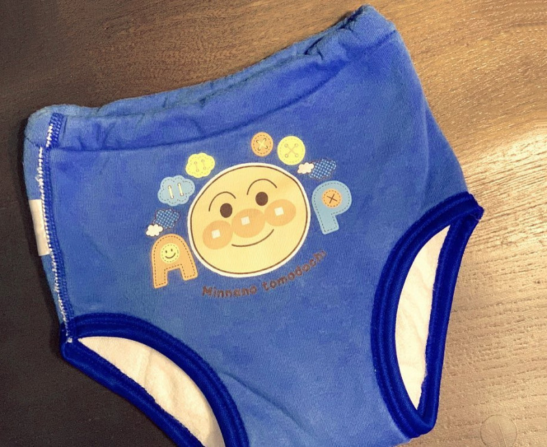 トイレトレーニングパンツを使うのはいつから 種類やサイズの選び方を紹介 Mamagirl ママガール