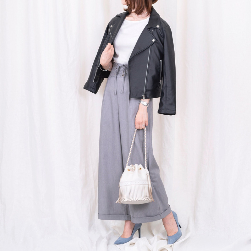 ガウチョパンツの冬の着こなしは おしゃれで暖かいコーデとは Mamagirl ママガール