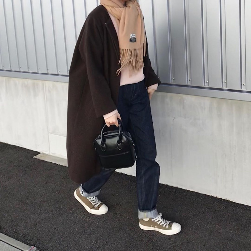 おしゃれさんの証拠 アクネでおすすめのマフラーは 洗濯方法やコーデも Mamagirl ママガール