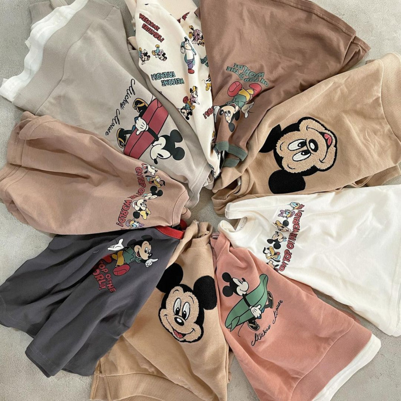 しまむらのトレーナーが狙い目 Filaもロゴもくすみカラーもプチプラで Mamagirl ママガール