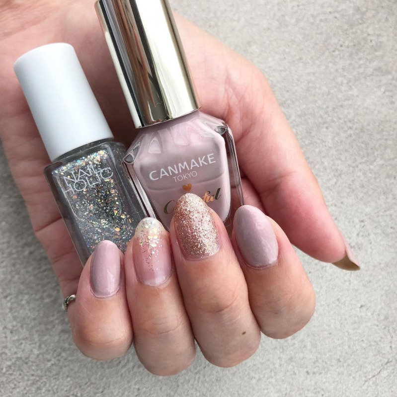 実は キャンメイクのトップコートって超優秀 種類豊富でセルフでもプロ級 Mamagirl ママガール