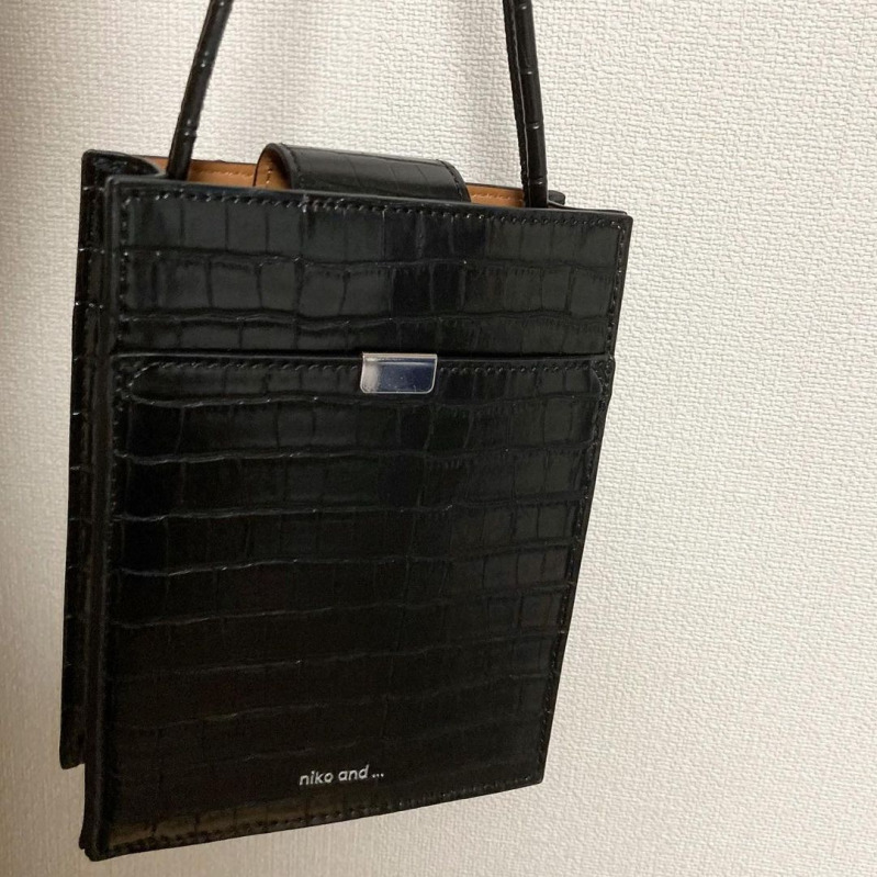 ニコアンドの財布っておしゃれで使いやすいからイバれる ギフトにも Mamagirl ママガール ニコアンドの財布っておしゃれで使いやすいからイバれる ギフトにも Mamagirl ママガール