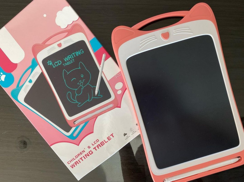 お絵描きに使えるタブレット おすすめは 100均や子ども用も Mamagirl ママガール