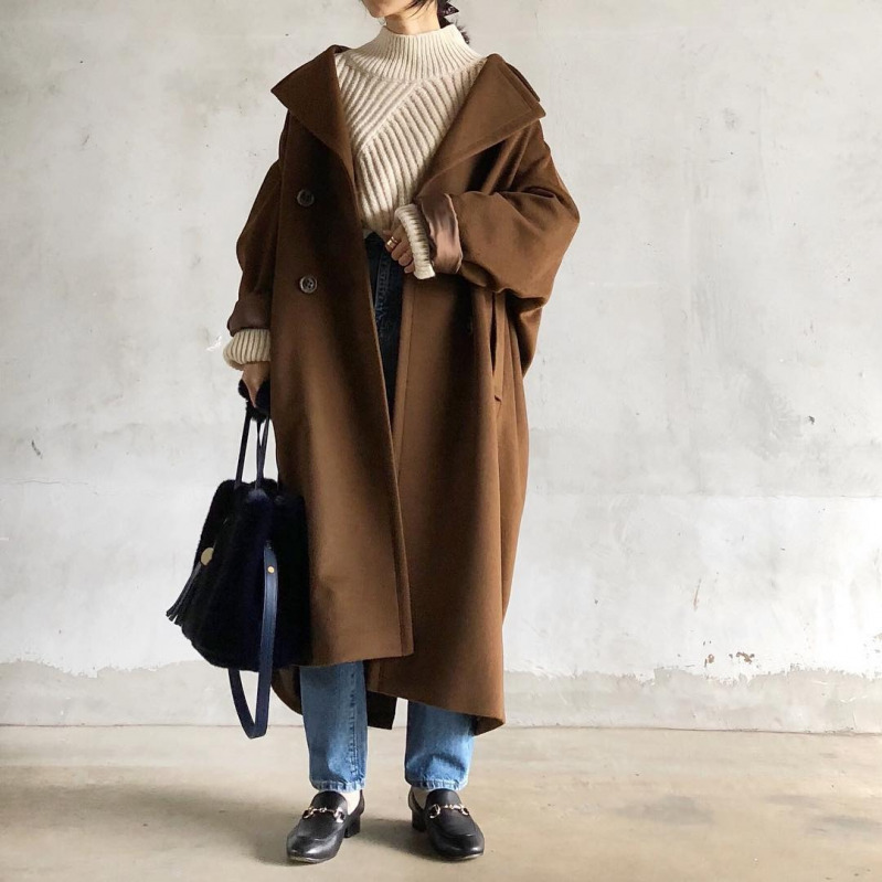 ローファー 靴下の正解は 合わせ方のコツと春夏秋冬の季節別コーデ実例 Mamagirl ママガール