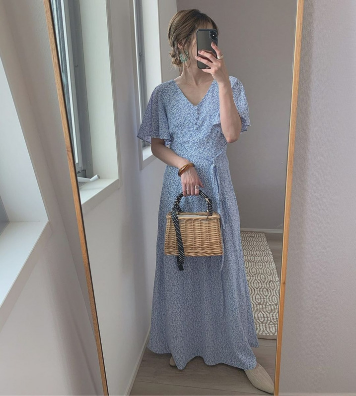 低身長さんのコーデのポイントは おすすめブランドと季節別コーデ12選 Mamagirl ママガール