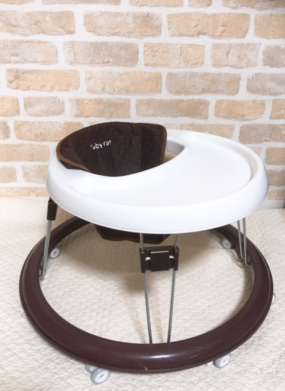 赤ちゃんの歩行器はいつから使える 選び方のポイントや人気商品をチェック Mamagirl ママガール