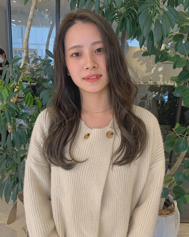 前髪なしの簡単ヘアアレンジ14選 レングス シーン別でやり方もチェック Mamagirl ママガール